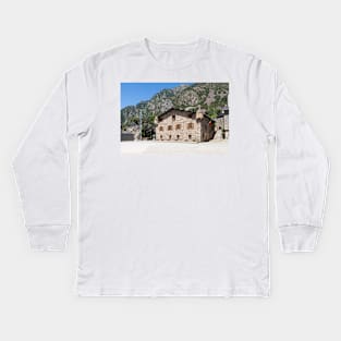 Casa de la Vall Kids Long Sleeve T-Shirt